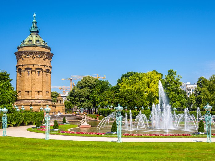 Umzug nach Mannheim. Infos zur Stadt • zuverlässige Umzugsunternehmen • Leistungen und Preise • umzugsnahe Dienstleistungen Umzug nach Mannheim - Unternehmen, Dienstleistungen, Infos